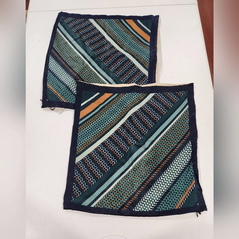 West Elm NWT 100% Silk 18X18 Geometric Patterned Pillow Cover Cases Set Of 2